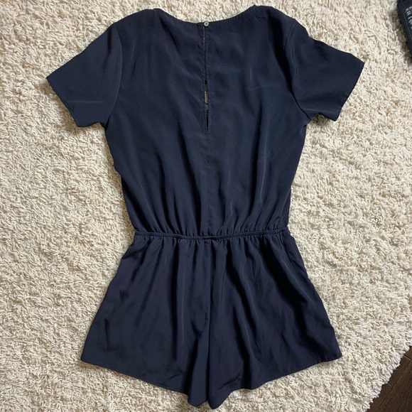 Color Thread Romper Size Small - NWOT - Picture 3 of 4